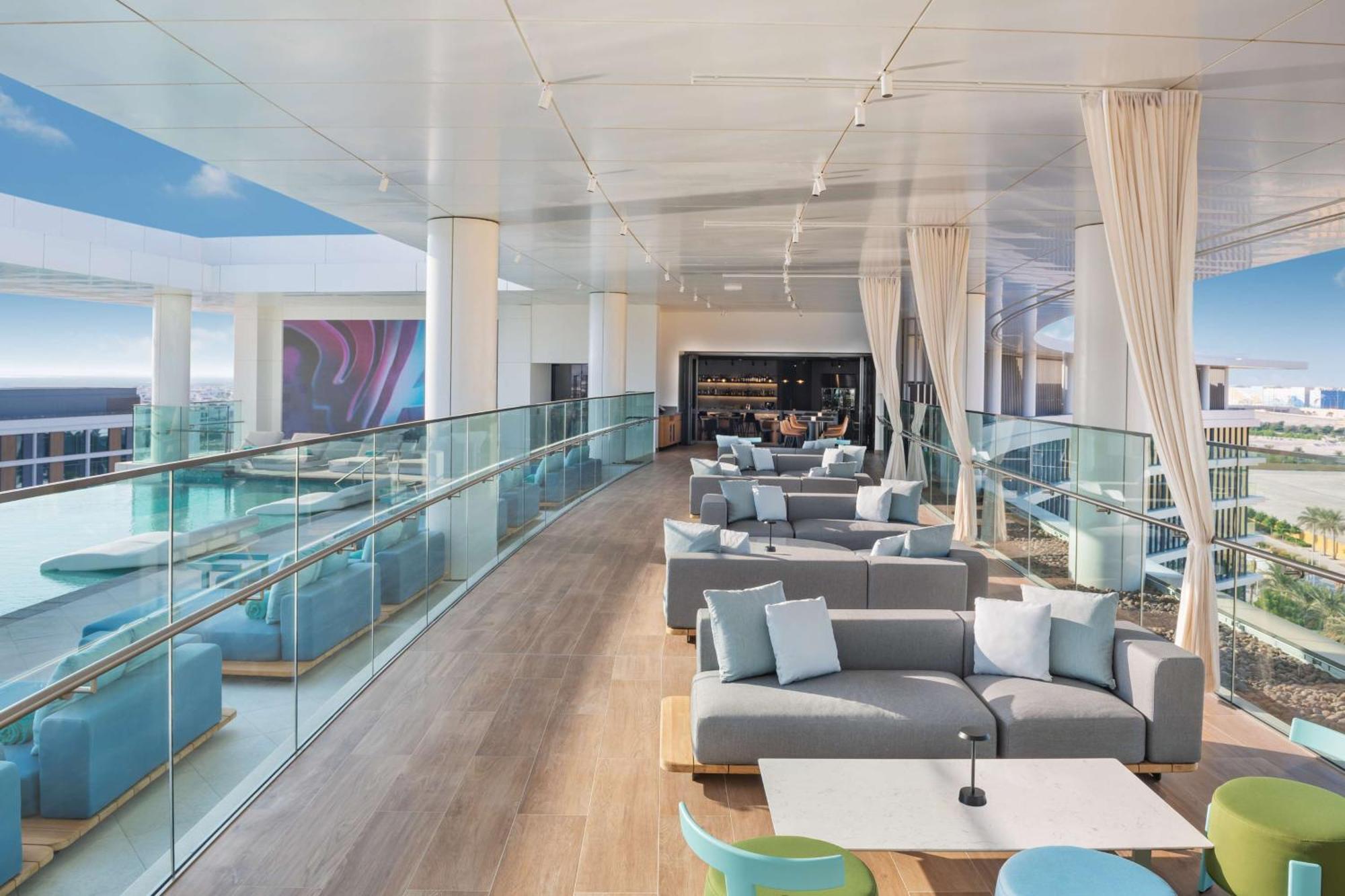 The Wb Abu Dhabi, Curio Collection By Hilton Hotel Exterior foto The Sky Bar