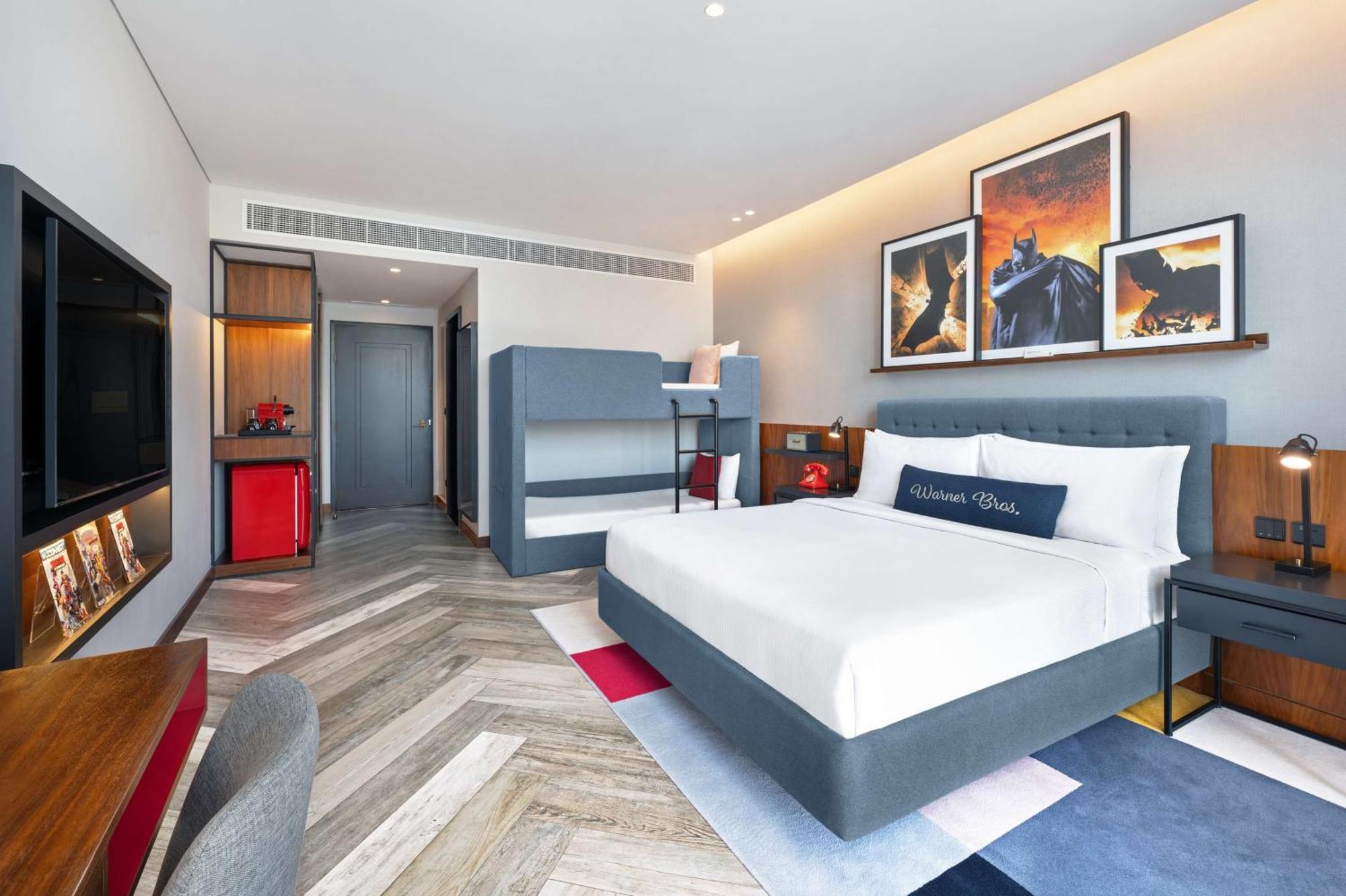 The Wb Abu Dhabi, Curio Collection By Hilton Hotel Exterior foto Deluxe Family Room